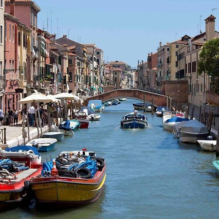 Di.Gianfranco Piano Nobile Apartment Venice Luaran gambar