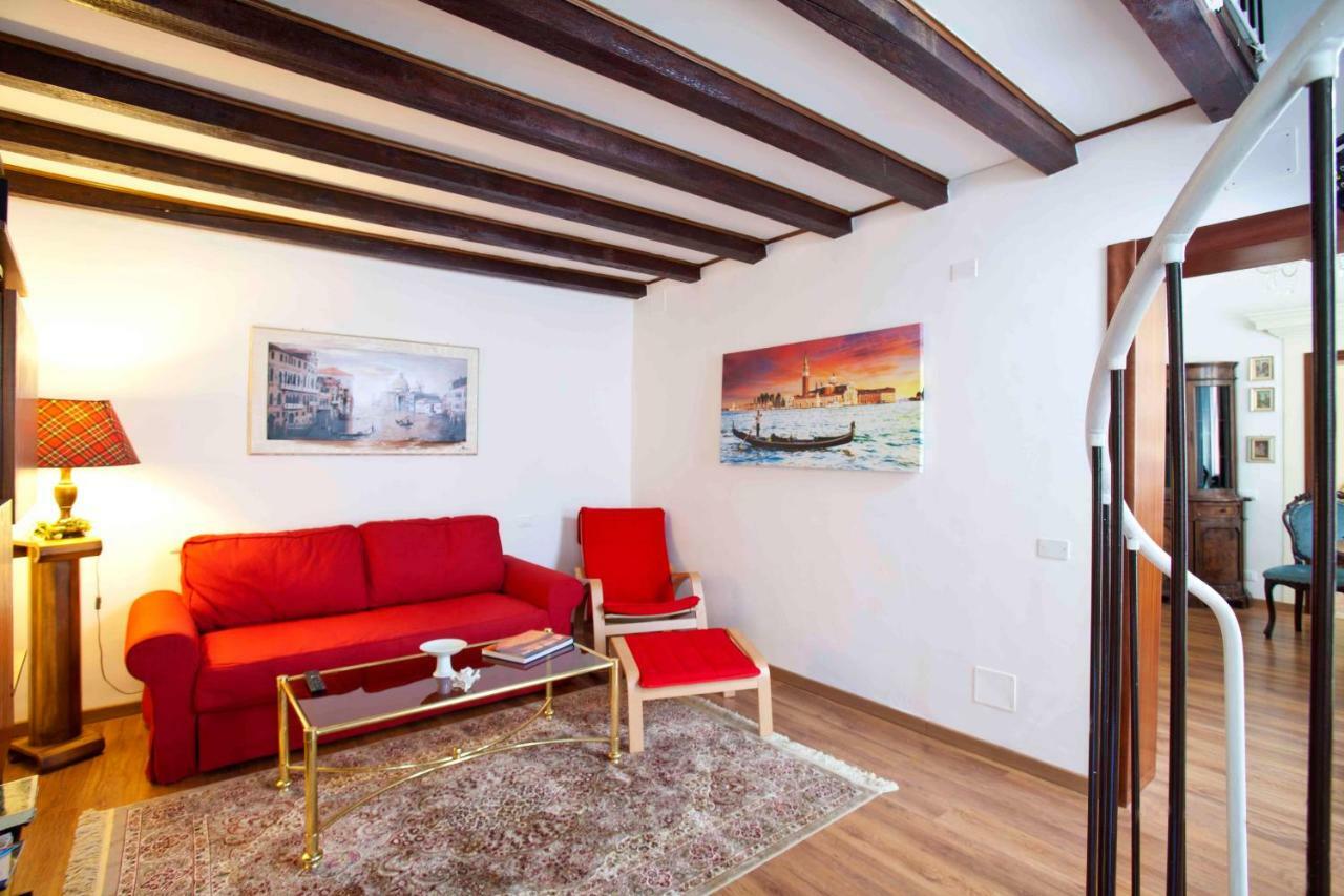 Di.Gianfranco Piano Nobile Apartment Venice Luaran gambar